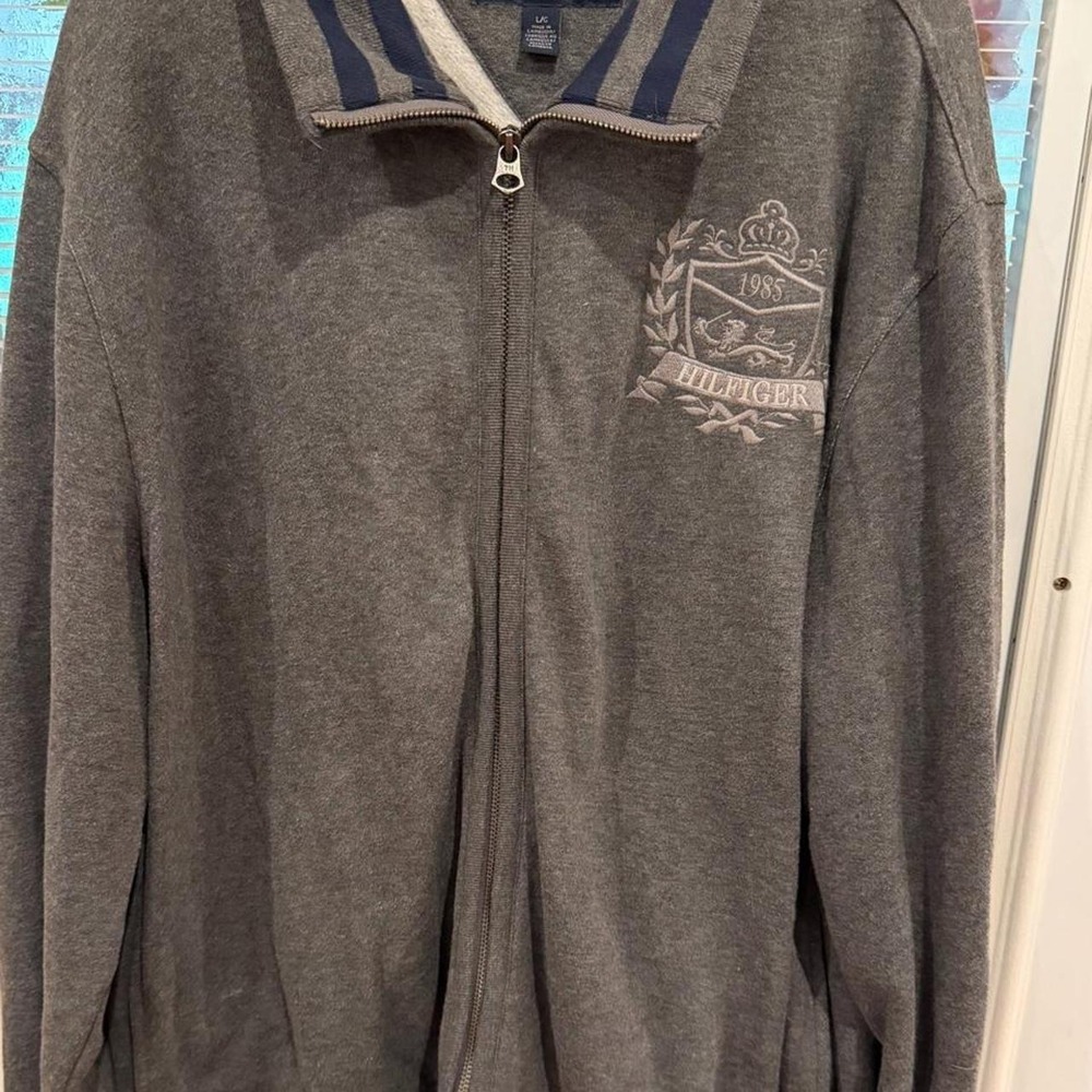 Vintage Tommy Hilfiger grey zip up Jacket